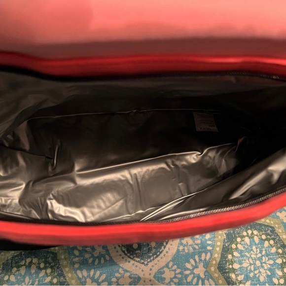 Victorias Secret Large Lunch Tote - Picture 4 of 4